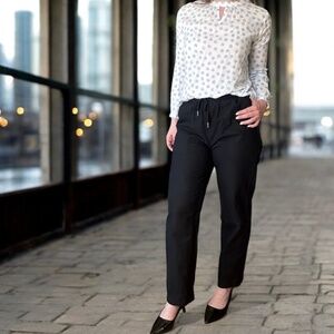 Old Money Pants, Pure Cotton in Black